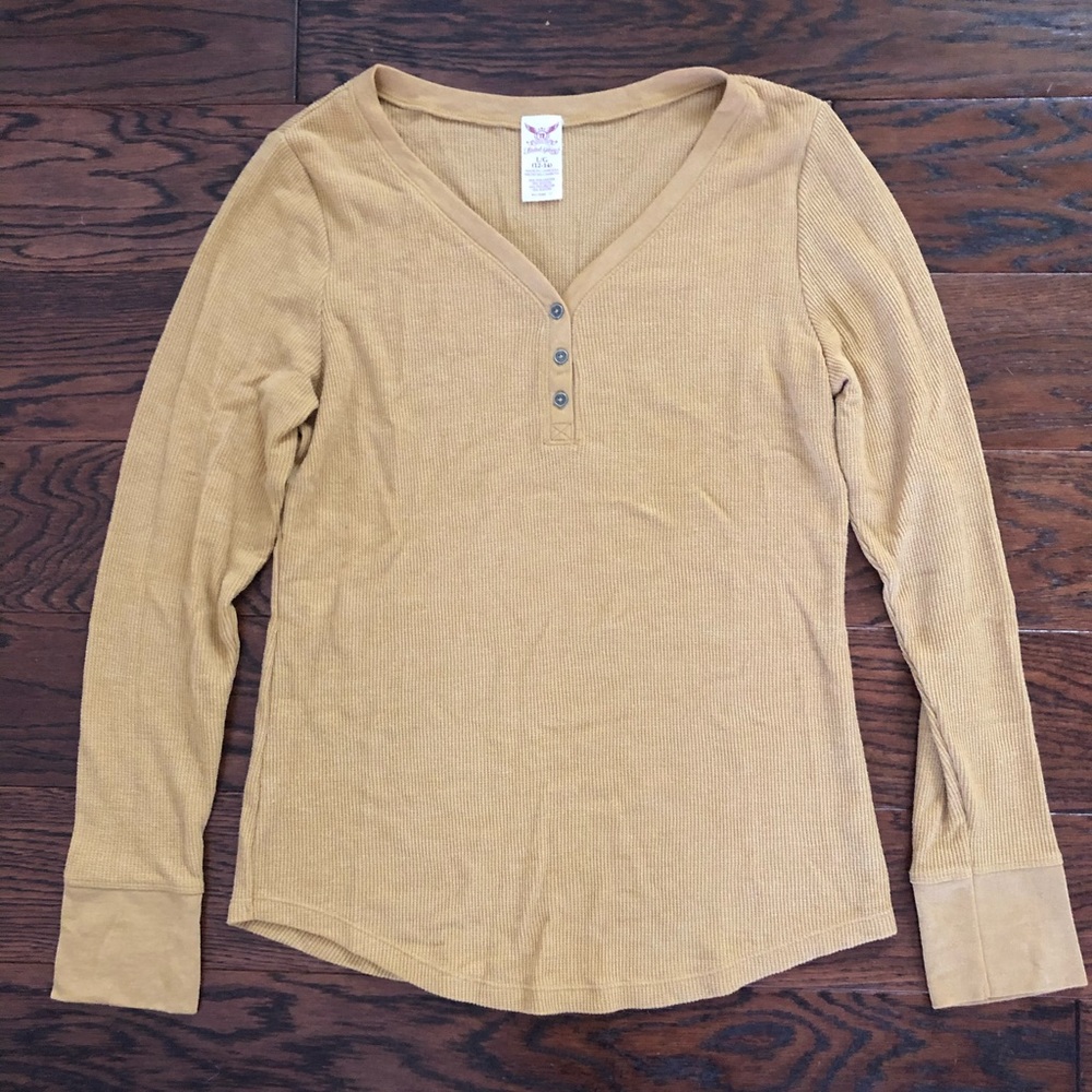 Mustard yellow, ribbed Henley long-sleeve shirt